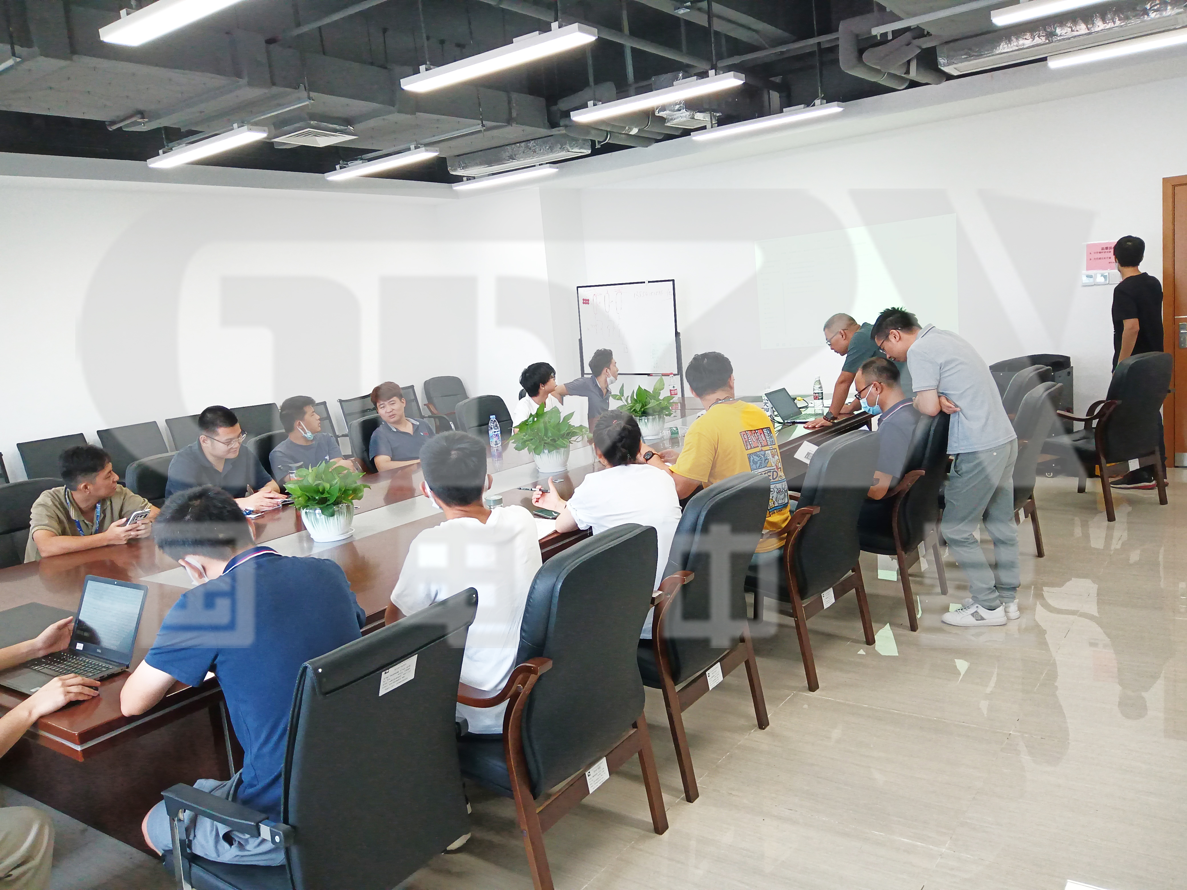 電力測試設備培訓現場3.jpg 電力測試設備培訓現場3.jpg